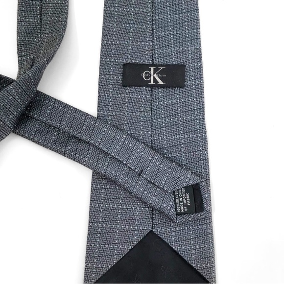 Calvin Klein Silk Tie Mens Grey Microdot Professional - Picture 2 of 4